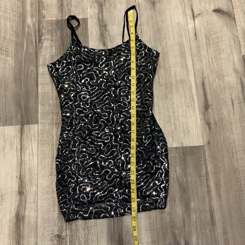 Vanity Small black and silver bling tank top - Picture 5 of 8